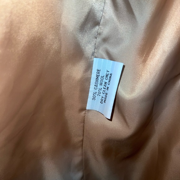 Cashmere Boutique | Camel Cashmere Peacoat - Picture 5 of 13